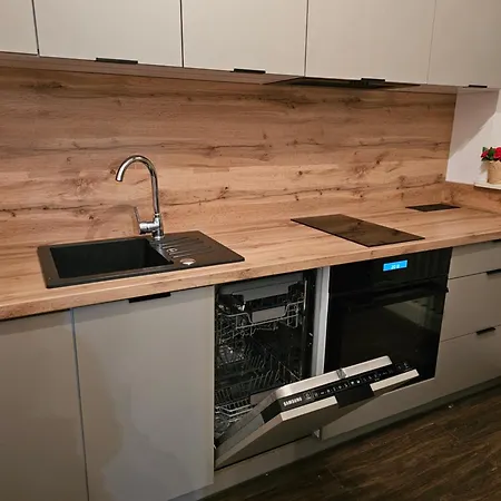 Apartament *