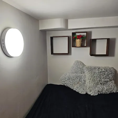 Apartament Apartament *